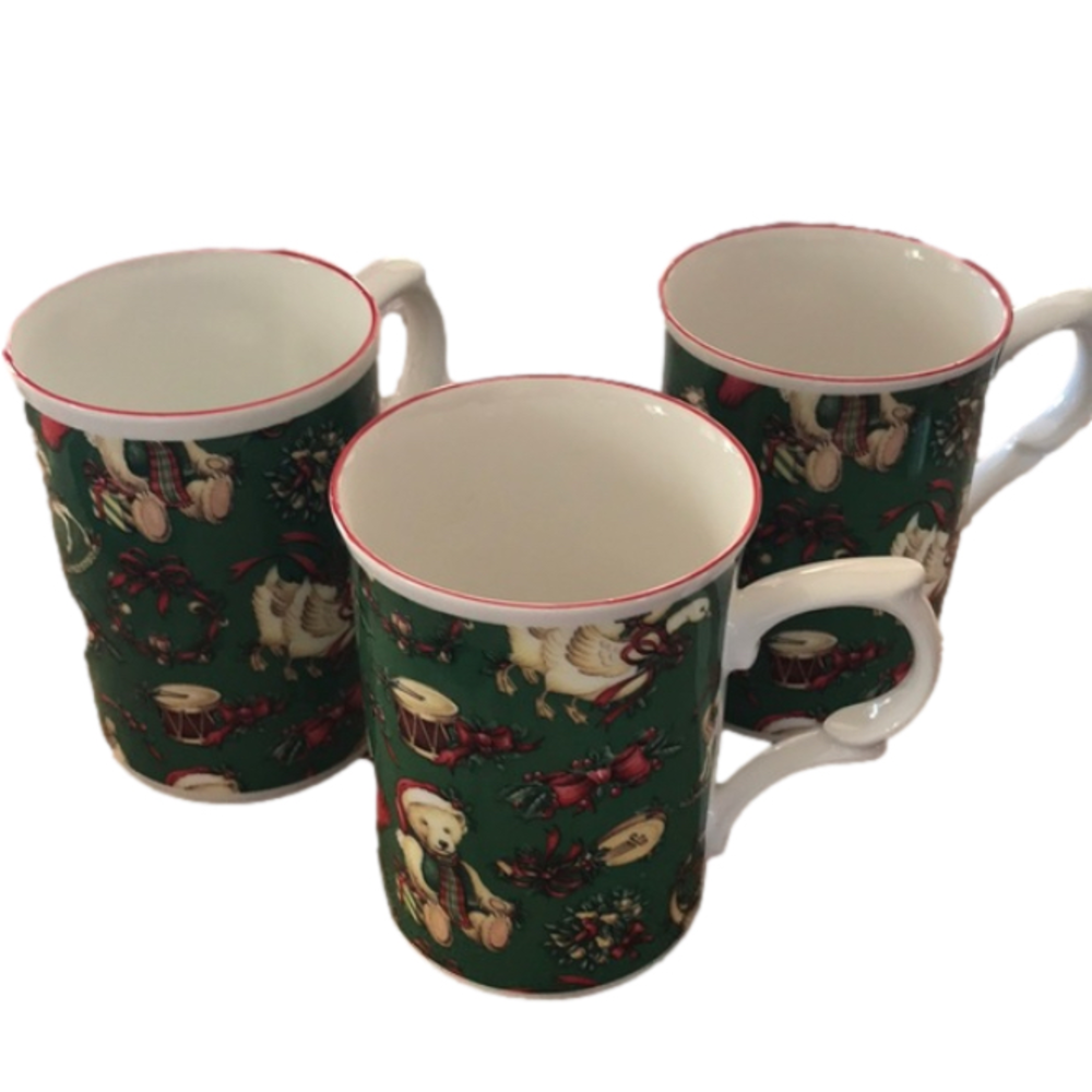 COPY - 3 Rose of England Christmas mugs